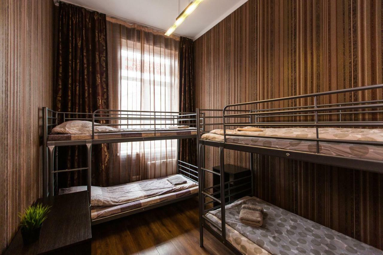 Baker'S Street Pansiyon Lviv Dış mekan fotoğraf
