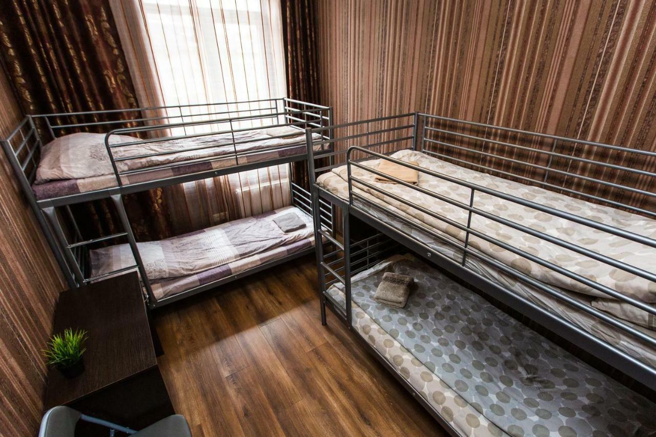 Baker'S Street Pansiyon Lviv Dış mekan fotoğraf